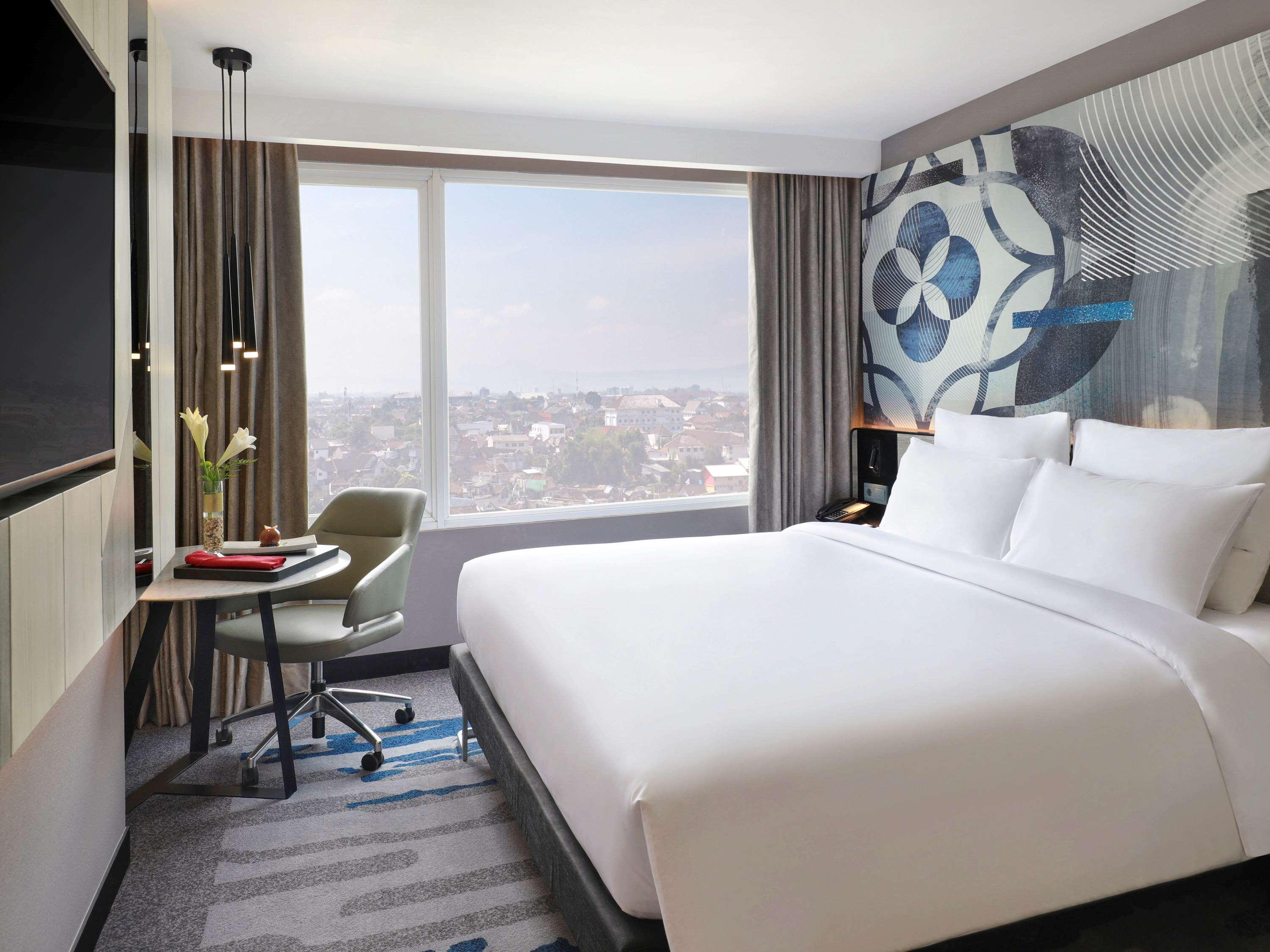 Novotel Suites Yogyakarta Malioboro Quarto foto